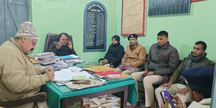 आयोजित क्राइम मीटिंग में जारी किए गए कई आवश्यक दिशा-निर्देश, शराब और शराब कारोबारियों पर पैनी नजर रखते हुए सभी थानाध्यक्ष गिरफ्तारी करें सुनिश्चित: मनोज कुमार