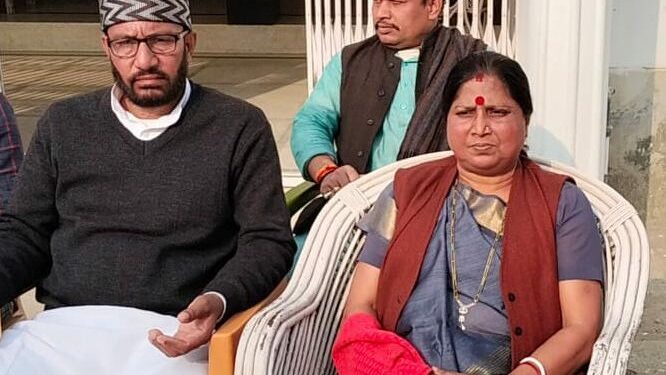 शिक्षा मंत्री के विवादास्पद बयान  पर टिप्पणी करने से बचती नजर आयीं पूर्व विधायक पूनम देवी यादव,कहा-नीतीश कुमार के नेतृत्व वाली राज्य सरकार कर रही कर्पूरी ठाकुर के सपनों को साकार: पूनम देवी यादव