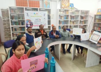 परीक्षा पर परिचर्चा’के तहत राजमाता माधुरी देवी टीचर ट्रेनिंग कॉलेज में बच्चों के बीच चित्रकला प्रतियोगिता आयोजित, प्रोफेसर अरविंद सिंह ने कहा-एकाग्रचित्त होकर करें परीक्षा की तैयारी