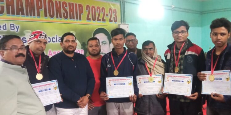बिहार राज्य शतरंज टीम चैंपियनशिप में खगड़िया के खिलाड़ियों ने बिखेरा अपना जलवा,नशा मुक्ति के क्षेत्र में बेहतरीन कार्य कर रहे प्रेम कुमार यशवंत हुए सम्मानित