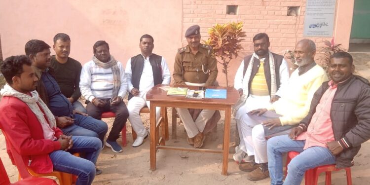शांति की बैठक आयोजित कर कह दिया गया साफ-साफ कि,सरस्वती पूजा में डीजे बजाने वालों पर होगी कानूनी कार्रवाई,शराबी और शराब कारोबारियों पर रहेगी पैनी नजर:रोबिन कुमार दास