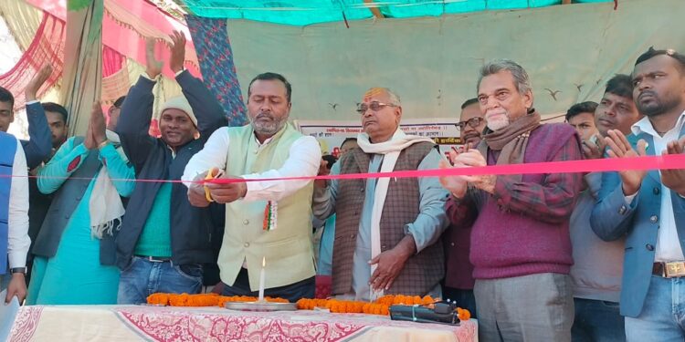 समाजसेवी नागेन्द्र सिंह त्यागी ने आखिर क्यों कहा कि,सत्ता में बैठे लोकतंत्र के प्रहरी ही बने बैठे हैं गणतंत्र के भक्षक!बंगलिया में सरस्वती पूजा के अवसर पर सांस्कृतिक कार्यक्रम आयोजित