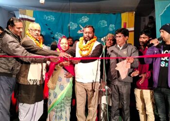 नाटक कार्यक्रम के उद्घाटन मौके पर पूर्व प्राचार्य ने नशे के गिरफ्त में फंसते जा रहे बच्चों को ले जतायी गंभीर चिंता,तो युवाशक्ति के नागेंद्र सिंह त्यागी ने कहा-समाज का दर्पण एवं सत्य का प्रतिबिम्ब है नाटक