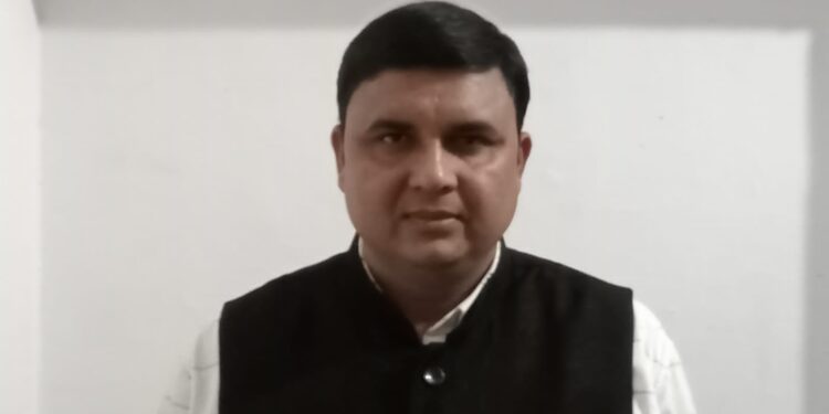 गोलीबारी में बाल-बाल बची युवा शक्ति नेता की जान,जन अधिकार युवा परिषद के जिलाध्यक्ष ने एसपी से की त्वरित कार्रवाई की मांग