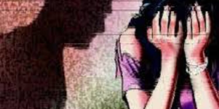 नौकरी देने का झांसा देकर पहले किया यौन शोषण और फिर बिक्री के लिए निकले दो भारतीय को मानव तस्करी मामले में किया गया गिरफ्तार,मचा हड़कंप