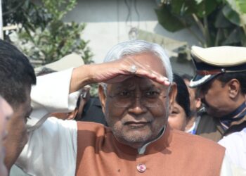 अत्यधिक बिजली बिल की शिकायत पर गंभीर हुए सीएम नीतीश ने अधिकारियों को किया तलब,आईएएस अधिकारी केके पाठक के वायरल वीडियो मामले में झाड़ा अपना पल्ला,कहा-मामले को देख रहे हैं अधिकारी