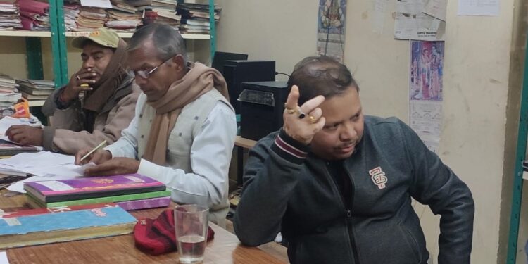 पड़ोसी के बेटे की शादी मौके पर हर्ष फायरिंग करना स्वर्ण व्यवसायी को पड़ा मंहगा,पिस्टल और कारतूस के साथ धराए