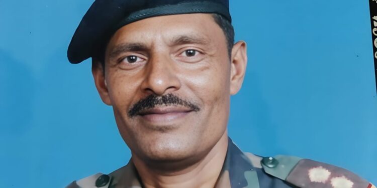 खगड़िया के लाल थल सेना के जेसीओ पद पर कार्यरत प्रशांत कुमार का मुंबई स्थित सेना के अस्पताल में निधन,पटना पहुंचा पार्थिव शरीर,क्षेत्र में पसरा मातमी सन्नाटा, पार्थिव शरीर देखने को ले उमड़ी भीड़