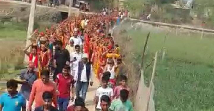 श्रीराम कथा महायज्ञ को लेकर 108 कुंवारी कन्याओं द्वारा निकाली गई भव्य कलश शोभायात्रा,माहौल हुआ भक्तिमय