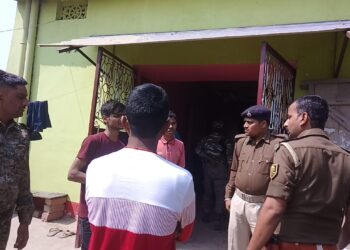 नर्सिंग होम में जांच करने पहुंची पुलिस तो फरार हो गए संचालक,गलत इलाज के कारण महिला हो गयी थी मरणासन्न