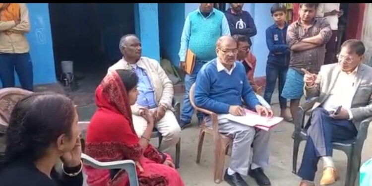 बंध्याकरण ऑपरेशन के नाम पर बरती गई लापरवाही मामले सहित अन्य गंभीर मामलों की हो रही जांच या हो रही महज खानापूर्ति!जांच के दौरान पत्रकारों के प्रवेश को वर्जित करने और जांच टीम द्वारा अलौली पीएचसी में बनाए गए नॉनवेज व वेज सहित लजीज व्यंजन का आनंद लेने पर उठ रहे कई गंभीर सवाल