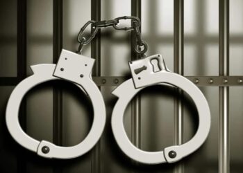 फाइनेंस कम्पनी के कर्मियों से लूटपाट के मामले में दो आरोपी चढ़े पुलिस के हत्थे,अन्य की तलाश जारी