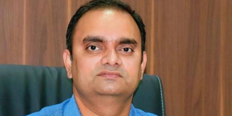 पुण्यतिथि पर विज्ञान मेला का आयोजन सोमवार को, उद्घाटन करेंगे नूर-ए-नजीर बन चुके डीएम डॉक्टर आलोक रंजन घोष