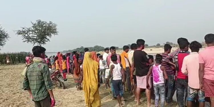 बागमती नदी में डूबे युवक का दूसरे दिन भी नहीं चल सका अता-पता,परिजनों के बीच मचा है कोहराम