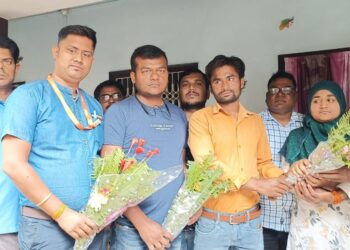 मैट्रिक की परीक्षा में चौथा स्थान लाकर नेहा ने सूबे में बढ़ाया जिले का मान, बधाईयों का लगा तांता, डीएम ने भी नेहा को दी बधाई,कहा-इसी तरह आगे बढ़ते रहिए