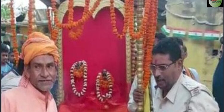 रामभक्त हनुमान जी को काल कोठरी से मिली मुक्ति,लगभग 29वर्षों बाद भगवान की रिहाई से झूम उठे भक्तगण,थानेदार सहित पुलिसकर्मियों ने दी विदाई