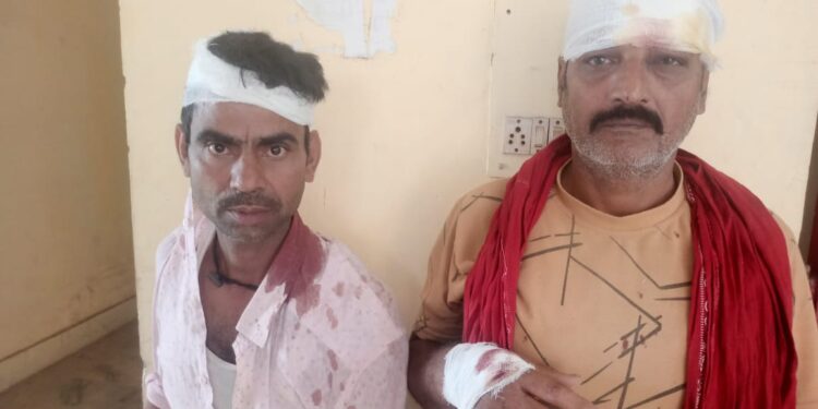 आपसी विवाद में तीन जख्मी,दो रेफर,मामला दर्ज कर पड़ताल में जुटी पुलिस