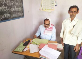 कस्तूरबा गांधी आवासीय विद्यालय की बालिकाओं को नहीं मिलता है मेनू के अनुसार भोजन…डीडीसी ने विभिन्न विकासात्मक कार्यों का किया निरीक्षण