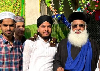 खानकाह फरिदिया जोगिया शरीफ में ईद की नमाज में मांगी मुल्क में अमन चैन की दुआएं,रहा उत्सवी माहौल