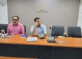 पूरे एक्शन में हैं खगड़िया के जिलाधिकारी अमित कुमार पांडेय,जिला नियंत्रण कक्ष किया स्थापित…दूरभाष नंबर 06244- 222384 पर अपनी शिकायतें दर्ज करा सकेंगे लोग,त्वरित होगी कार्रवाई: डीएम