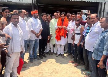 भाजपा के राष्ट्रीय प्रवक्ता सह पूर्व केंद्रीय मंत्री शाहनवाज हुसैन का खगड़िया में भव्य स्वागत