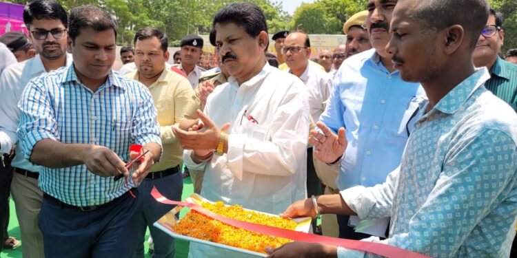 खगड़िया जिला को अधिक विकसित करने के लिए सभी लोगों को करना होगा सामूहिक प्रयास: अमित कुमार पांडेय