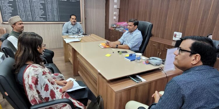 पर्यटन स्थल के रुप में मां कात्यायनी देवी मंदिर का जल्द विकसित होना तय, डीएम अमित कुमार पांडेय की अध्यक्षता में आयोजित बैठक में फिर हुई गंभीर मंत्रणा