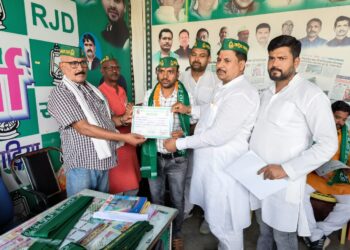 गरीब व वंचित समाज के उत्थान को ले काम करते रहे राजद सुप्रीमो लालू प्रसाद यादव को तरह-तरह का झूठा आरोप लगाकर किया जा रहा परेशान: मनोहर यादव