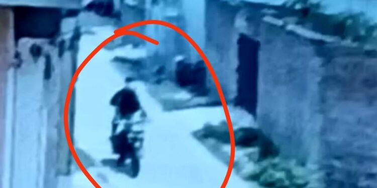 इलाके में फिर बढ़ी झपटमार गिरोह की सक्रियता,सीसीटीवी में कैद हुई तस्वीरें