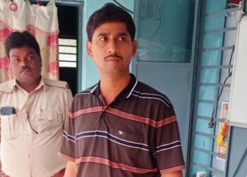 परबत्ता में दारुबाज जदयू कार्यकर्ता गिरफ्तार,बचाने में लगी है होड़