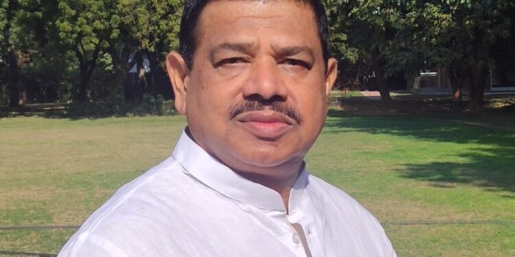 लगातार हो रही हत्याओं से सहमे हैं त्रिस्तरीय पंचायत प्रतिनिधि,एक वर्ष के अंतराल में हुई हत्या के वारदातों की स्वयं समीक्षा करें सीएम: रणवीर यादव