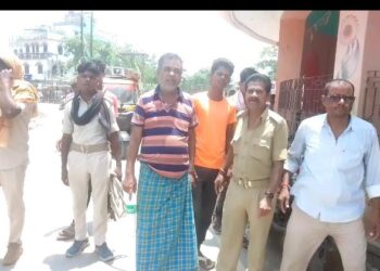 विभिन्न लूटकांड का आरोपी ट्रैक्टर चलाते धराया,एक शराबी भी चढ़ा पुलिस के हत्थे