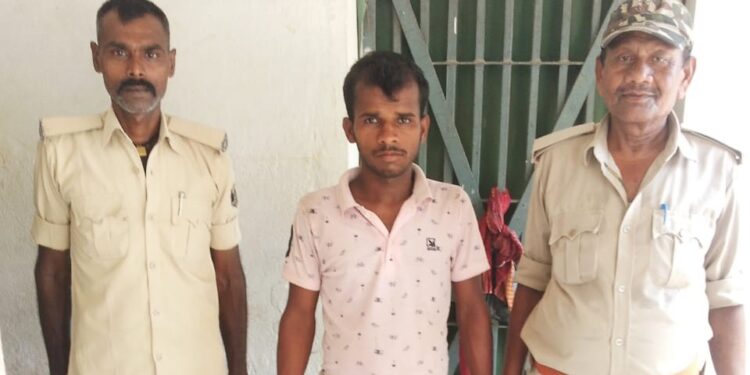 नीतीश कुमार गिरफ्तार, वैज्ञानिक अनुसंधान के आधार पर हत्या के आरोप में हुई गिरफ्तारी