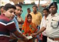 ट्रेन दुर्घटना में मौत के शिकार हुए ज्ञानदेव शर्मा की पत्नी को मिली अनुग्रह राशि,2जून को बहनगा बाजार स्टेशन पर हुई थी दुर्घटना