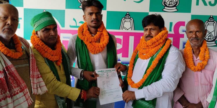 केन्द्र की बीजेपी सरकार के कुशासन से उब चुकी जनता आगामी लोस चुनाव में सरकार को उखाड़ फेंकने का बना चुकी है मन:मनोहर यादव