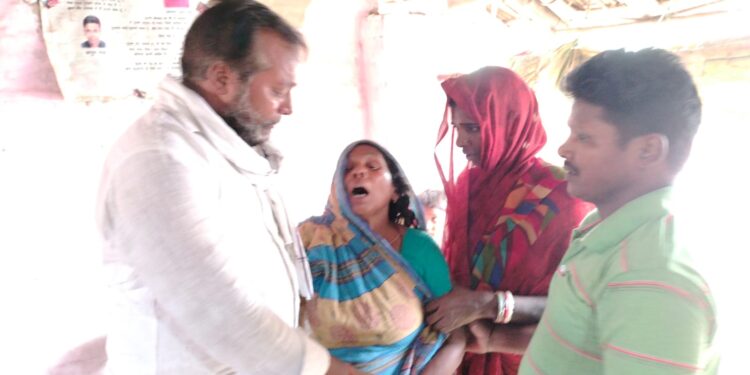 मौत के शिकार हुए बाघंबर के परिजनों के साथ सदैव खड़े रहेंगे पार्टी व संगठन के तमाम साथी:नागेंद्र सिंह त्यागी