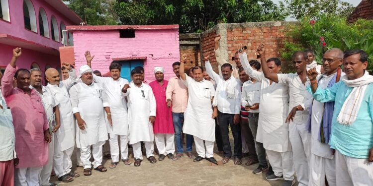ग्राम संसद और सद्भाव की बात कार्यक्रम में खूब गरजे जदयू नेता,जदयू जिला अध्यक्ष बबलू मंडल ने कहा- उपेक्षित व शोषित वर्ग को आरक्षण देकर सीएम नीतीश कुमार ने खूब बढ़ाया आगे