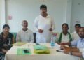 …और उधेड़कर रख दी केन्द्र सरकार की बखिया,केन्द्र में बैठी पूंजीपतियों की सरकार को गद्दी से हटाकर बनाना है बहुजन हित में काम करने वाली ‘इंडिया’ गठबंधन की सरकार:मनोहर यादव