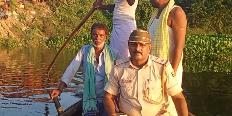 कोशी की धारा पार कर घास लाने जा रहे ट्रक के उपचालक की मौत,सतीश नगर स्थित ससुराल में रहता था मृतक