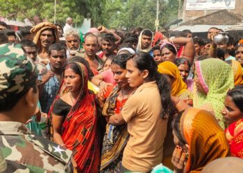 गोगरी में अपराधियों ने की किसान की गोली मारकर हत्या,भीड़ ने एक हत्यारोपी को पीट-पीटकर किया अधमरा,इलाज के दौरान तोड़ा दम,एक गिरफ्तार