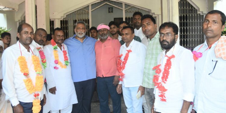 किशोर ने राजद छोड़ जाप का थामा दामन,राजनीतिक हलचल हुई तेज…पप्पू यादव के नेतृत्व में ही बिहार में जाति-धर्म की टूटेगी दीवार और मानवता होगा कायम:किशोर दास