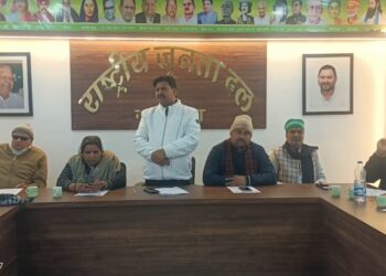 सिर्फ जुमलेबाजी के सहारे एक बार फिर जनता से वोट लेना चाह रही भाजपा,जिला कार्यकर्ता संवाद सम्मेलन के जरिए किया जाएगा बेनकाब: मनोहर यादव