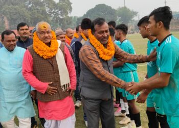 पूर्व मुखिया फुटबॉलर विजय यादव की पुण्यतिथि पर आयोजित फुटबॉल टूर्नामेंट के पहले मुकाबले में बंगाल ने झारखंड को धोया,नेपाल और उत्तर प्रदेश के बीच मुकाबला रविवार को