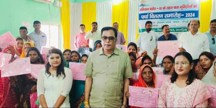 भूमिहीनों के भी सजेंगे आशियाने:डॉ संजीव