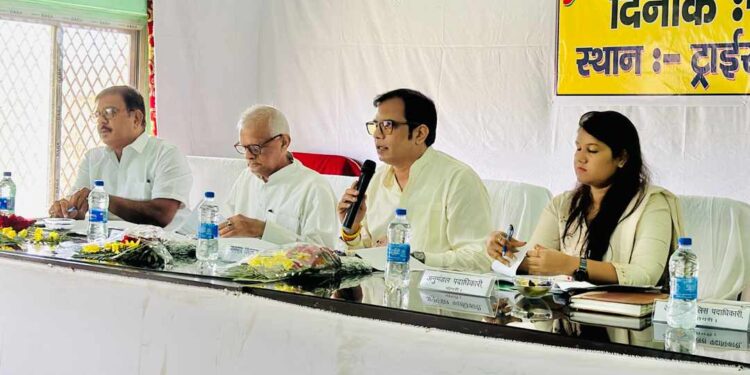 विभिन्न विभागों में व्याप्त भ्रष्टाचार को लेकर जमकर बिफरे बहुचर्चित विधायक डॉ संजीव,कहा-नपेंगे घूसखोर