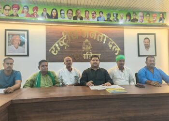 पुलिस की कार्यशैली से नाराज राजद नेताओं ने दी आंदोलन की धमकी,चंदन सिंह ने कहा- अपराधियों को संरक्षण देकर एसडीपीओ करा सकते हैं जिलाध्यक्ष की हत्या!