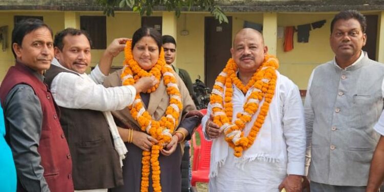 न्यायालय के आदेश से कृष्णा कुमारी यादव को फिर मिल गया जिप अध्यक्ष का ताज,बधाईयों का लगा तांता