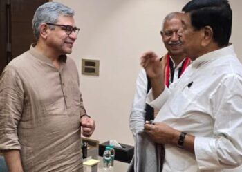 सांसद दिनेश चन्द्र के ‘खगड़िया प्रेम’की तस्वीर आयी सामने,सहरसा- खगड़िया-सियालदह ट्रेन चलाने की स्वीकृति मिलने से यात्रियों में हर्ष