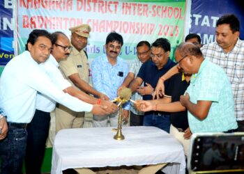 खगड़िया में इंटर स्कूल बैडमिंटन चैंपियनशिप का आगाज़, एसपी राकेश कुमार ने किया उद्घाटन