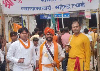 खगड़िया में 125 वर्षों से चली आ रही ऐतिहासिक परंपरा: श्रीगुरु बद्दूलाल व्यायामशाला का भव्य शस्त्र प्रदर्शन और माँ दुर्गा विसर्जन की शोभायात्रा ने नगरवासियों को मंत्रमुग्ध किया!